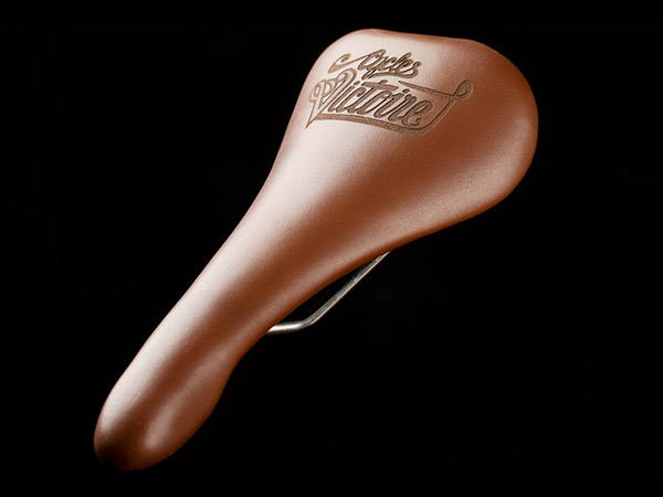 Selle fixie cuir