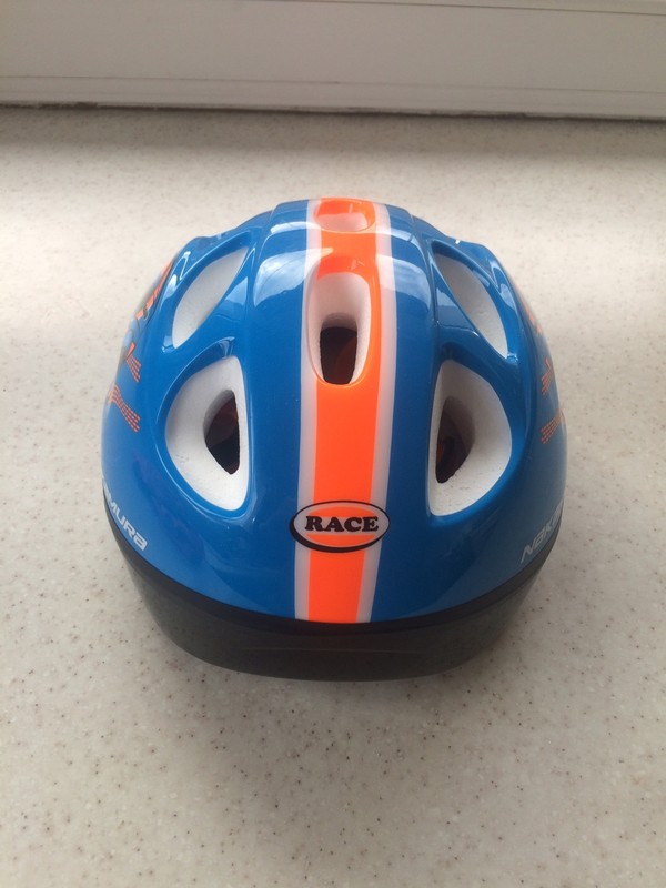 Intersport casque velo bebe