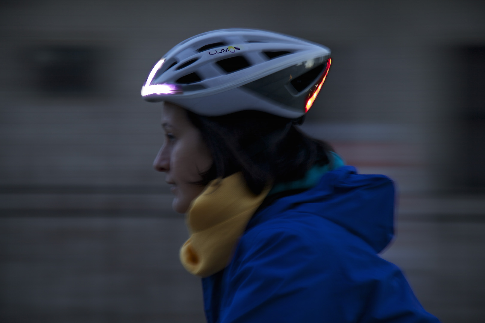 Casque vélo clignotant
