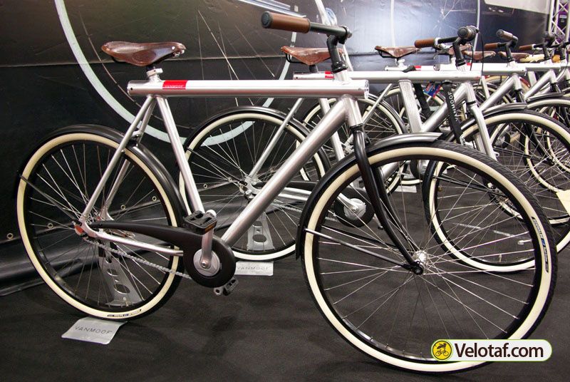 Velo spinning professionnel occasion