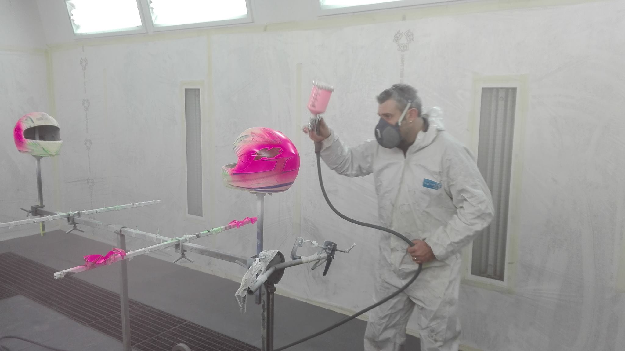 Peinture pour casque velo