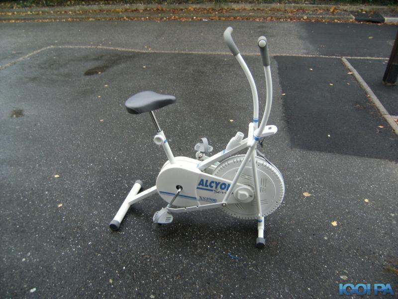 Velo appartement ou rameur