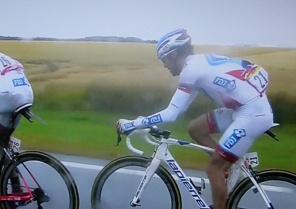 Casque obligatoire vélo tour de france