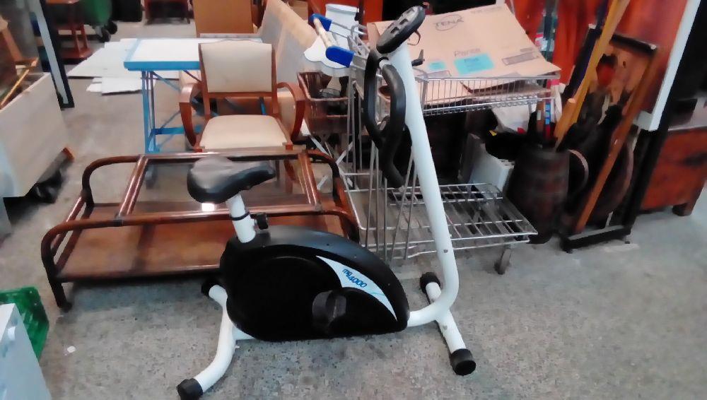 Velo d appartement mg4000