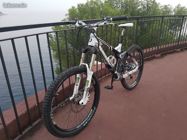 Vélo vtc occasion nice