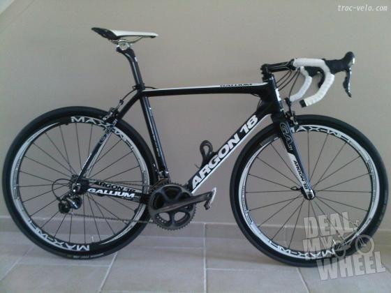 Velo de course professionnel d occasion