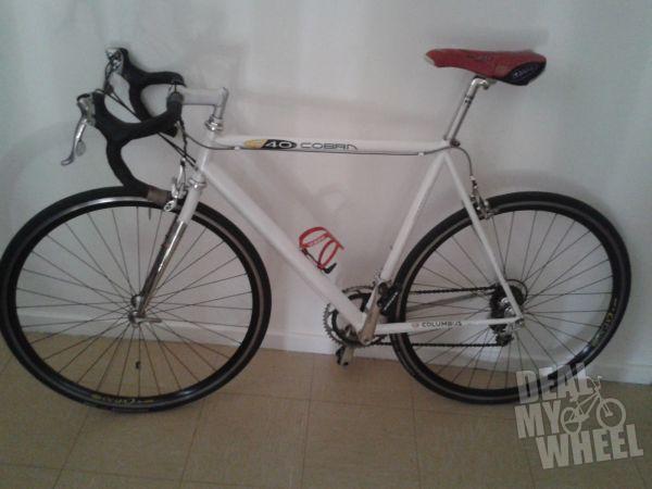 Velo de course junior decathlon occasion