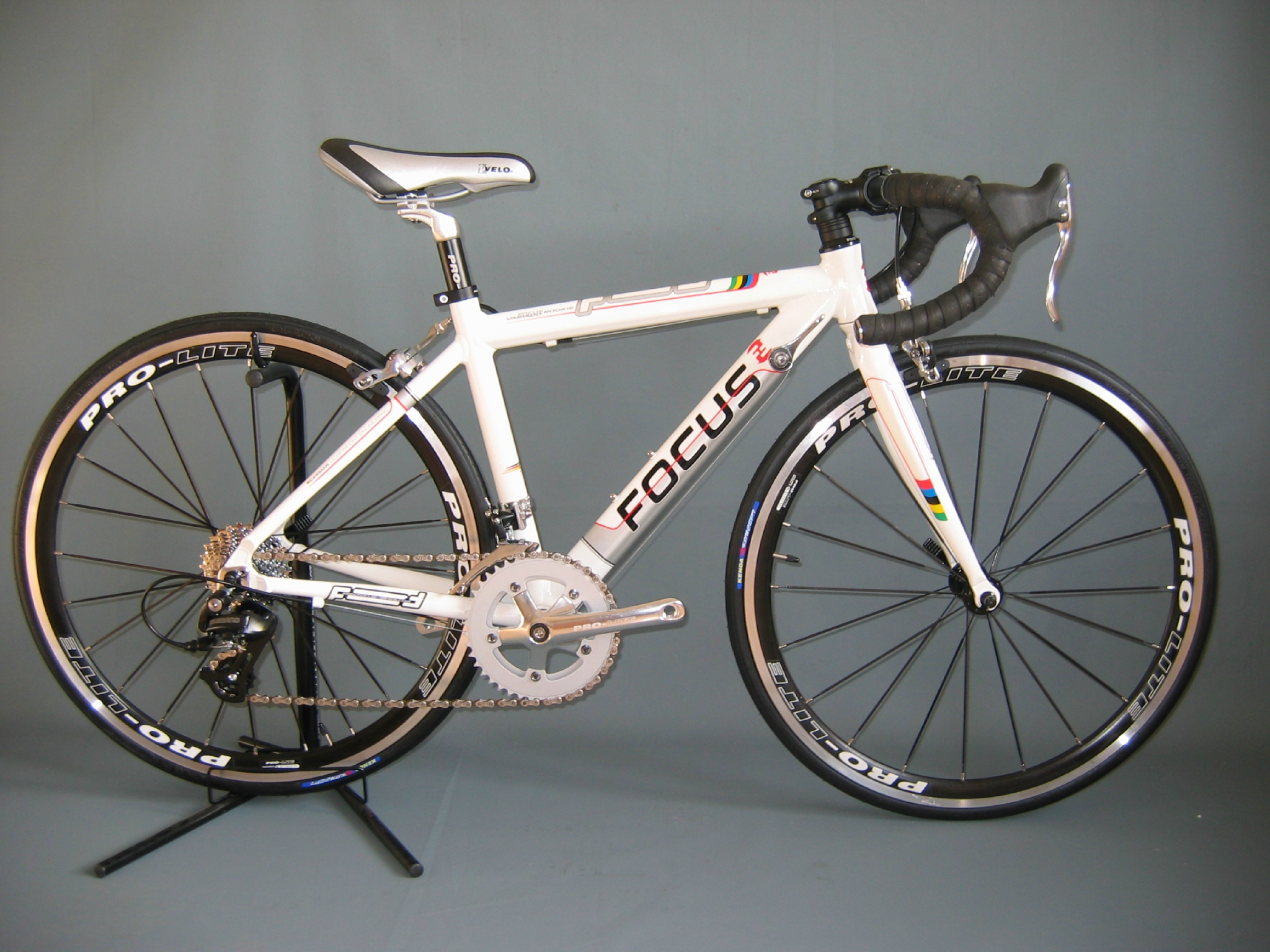 Velo de course enfant occasion