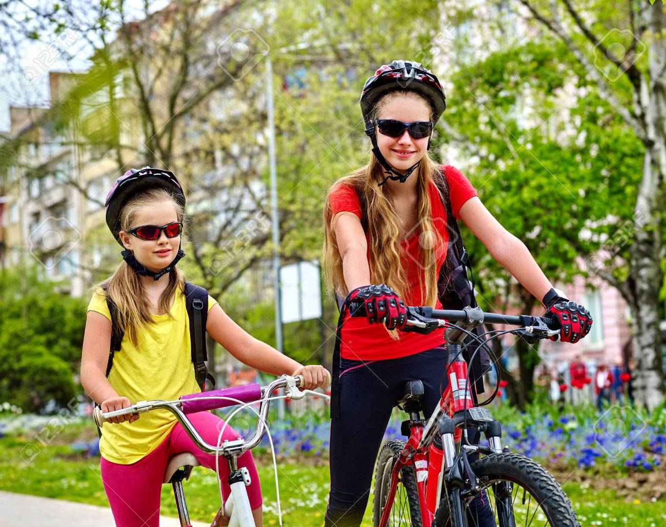 Casque velo piste cylable