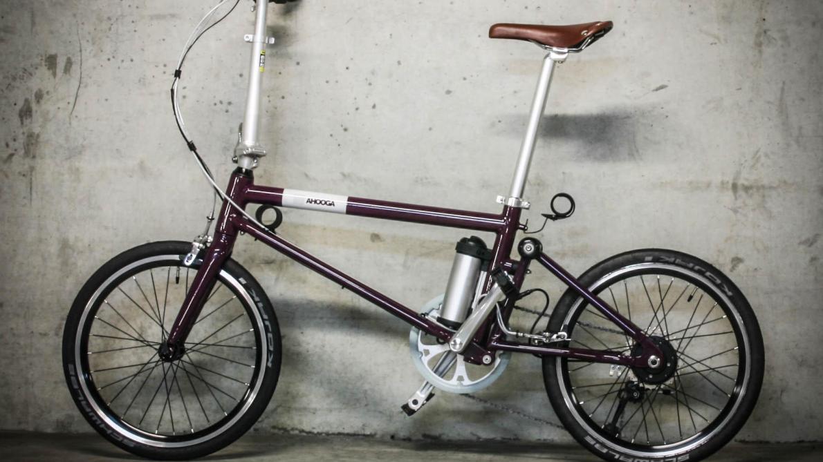 Vélo électrique pliable train