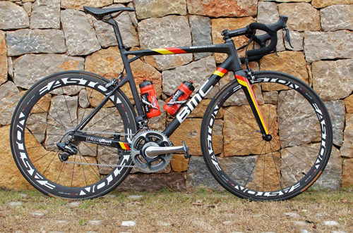 Casque velo equipe bmc