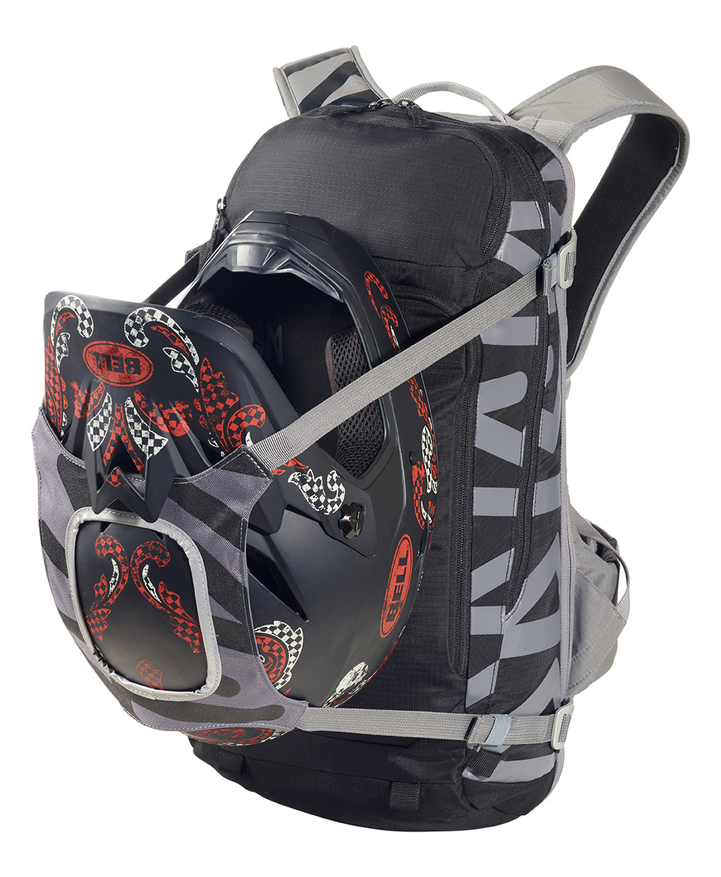Attacher casque velo