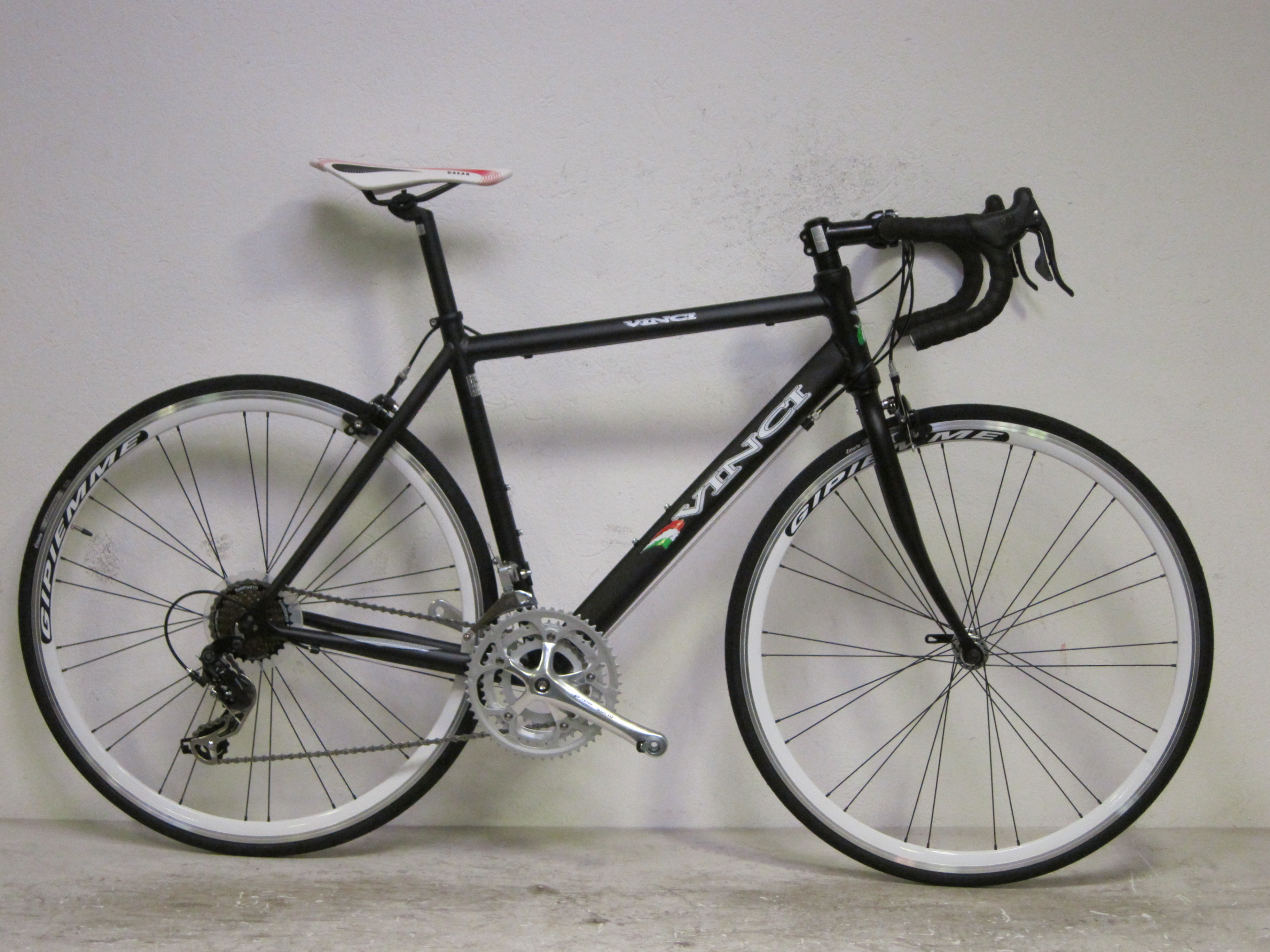 Velo electrique leger pas cher