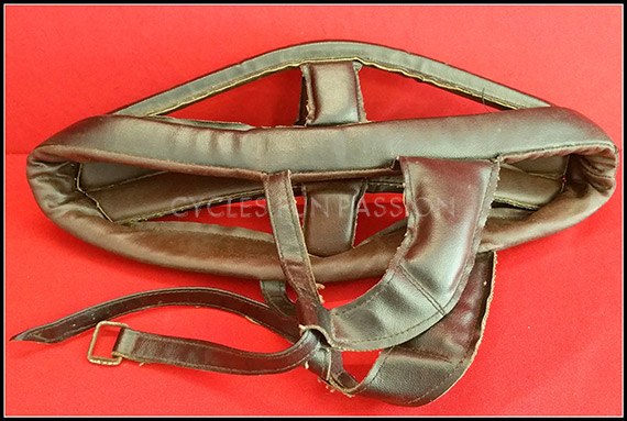 Casque vélo boudins cuir