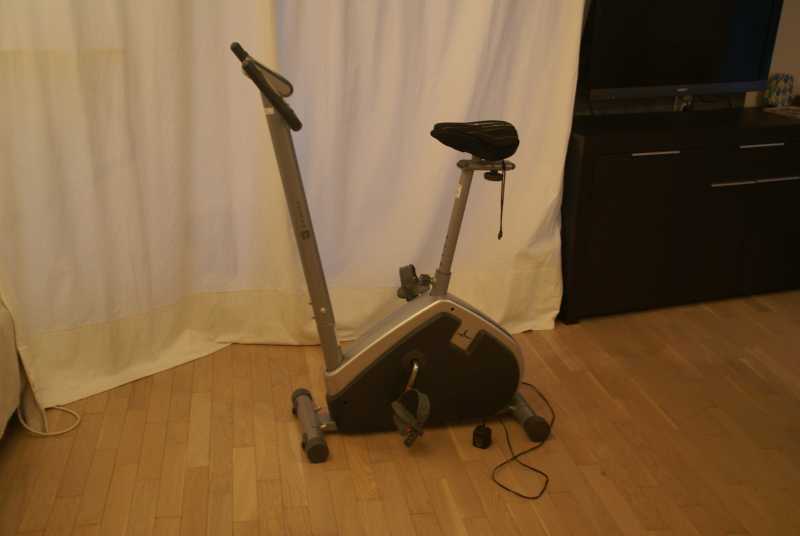 Vélo appartement domyos vm 400