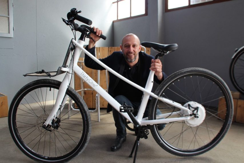 Vélo électrique qui se recharge en pédalant