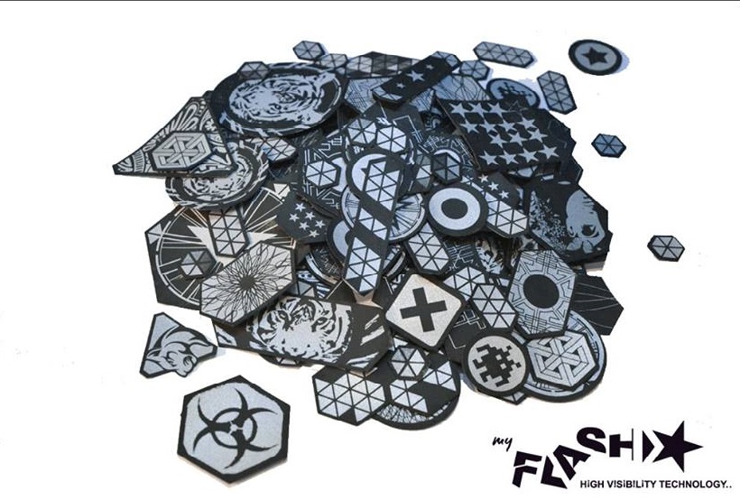 Sticker reflechissant casque velo