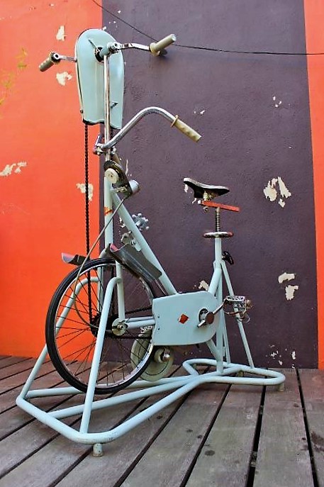 Velo appartement ancien