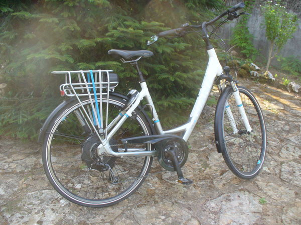 Velo electrique joyeuse