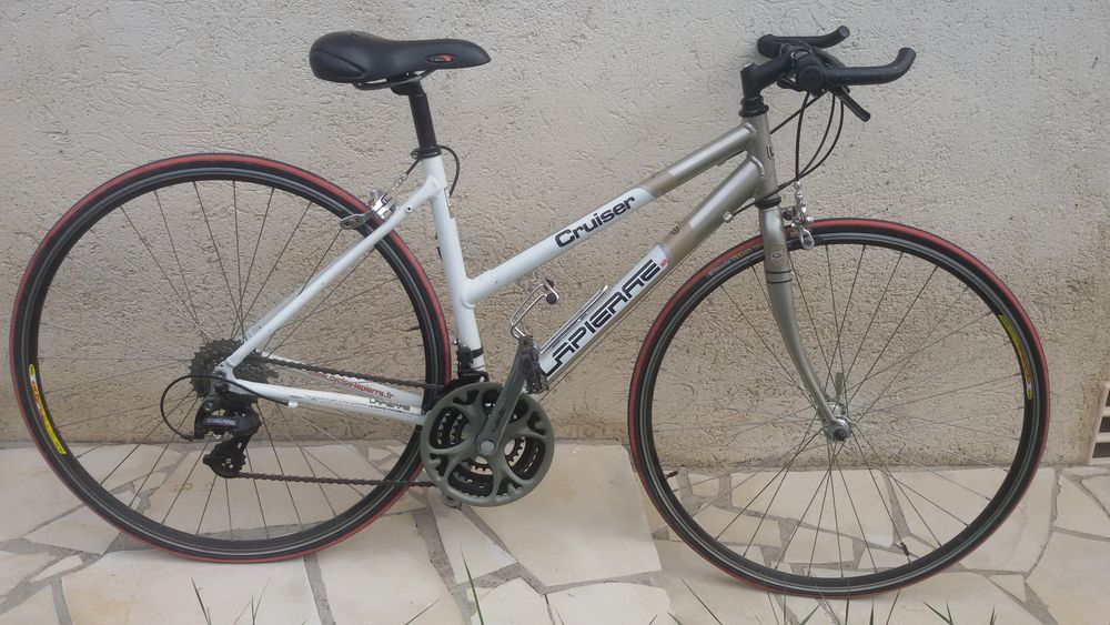 Vélo de route femme occasion