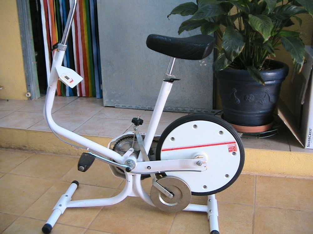 Recherche velo d appartement d occasion