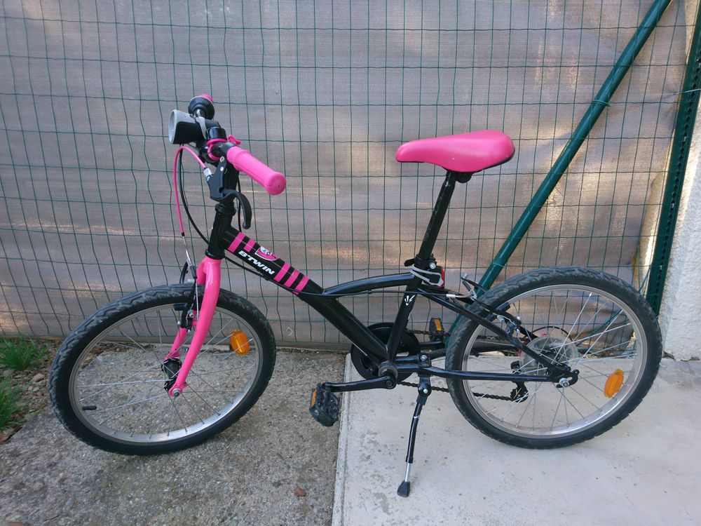 Vélo b'twin garçon d'occasion