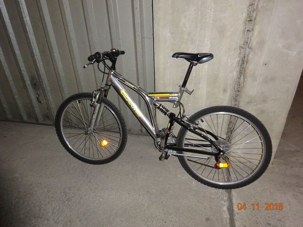 Velo de course occasion annecy