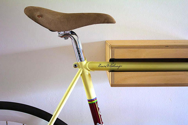 Support mural velo appartement