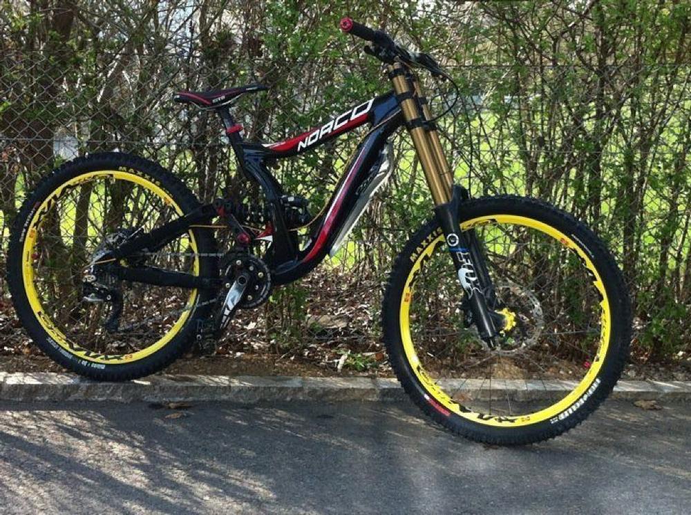 Velo downhill occasion