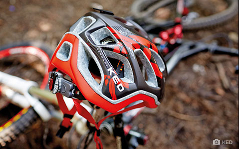 Casque vélo bébé ked