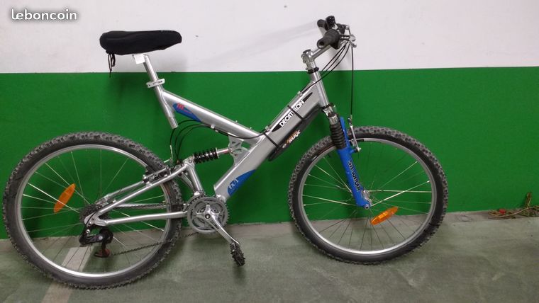 Velo femme occasion yvelines