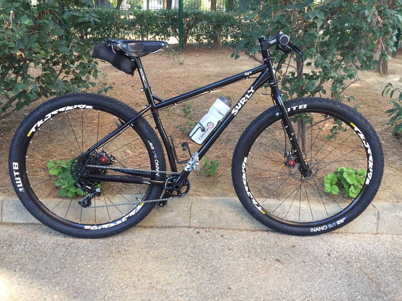 Vélo surly lht occasion