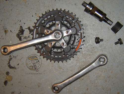 Demontage pedalier velo appartement