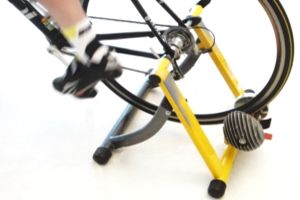 Velo d appartement ou home trainer