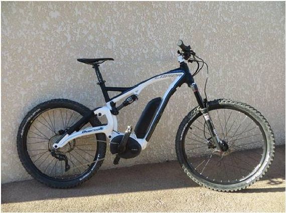 Velo electrique avec moteur central