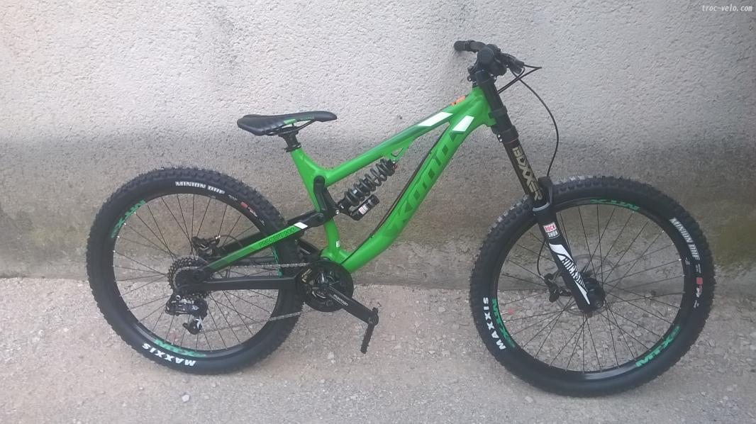 Velo dh occasion pas cher