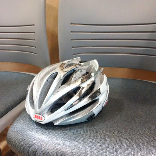 Casque vélo accident