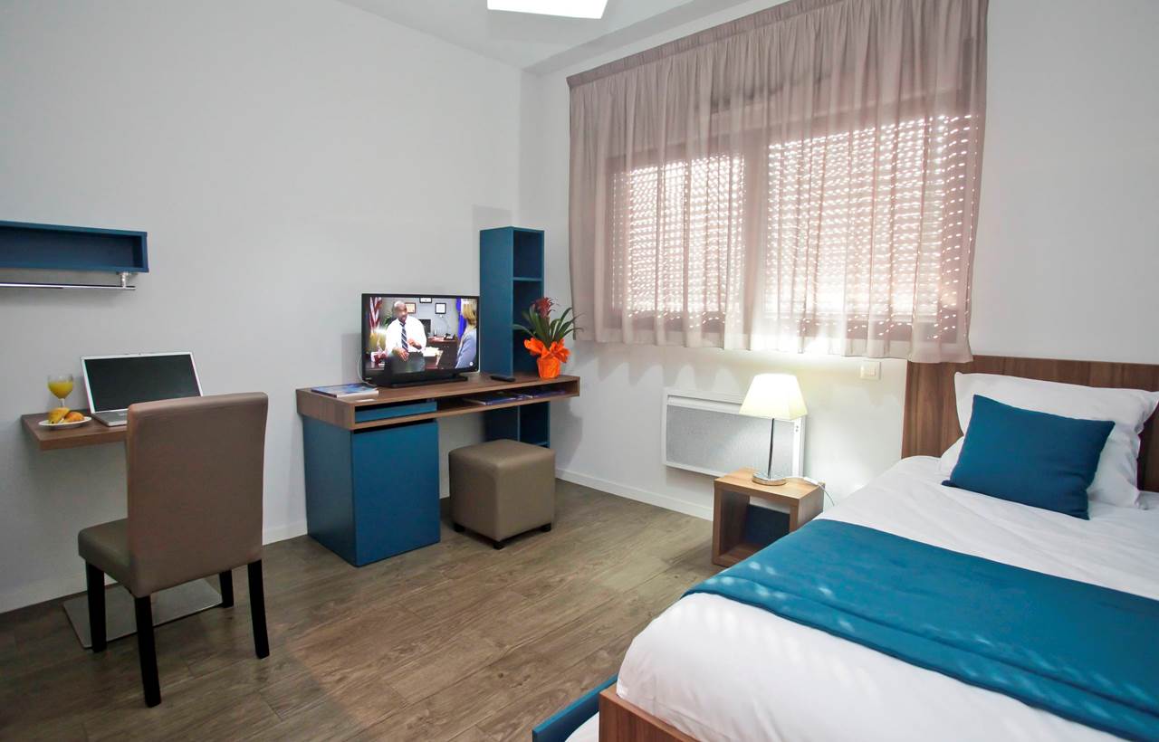 Velo d appartement en 11 lettres