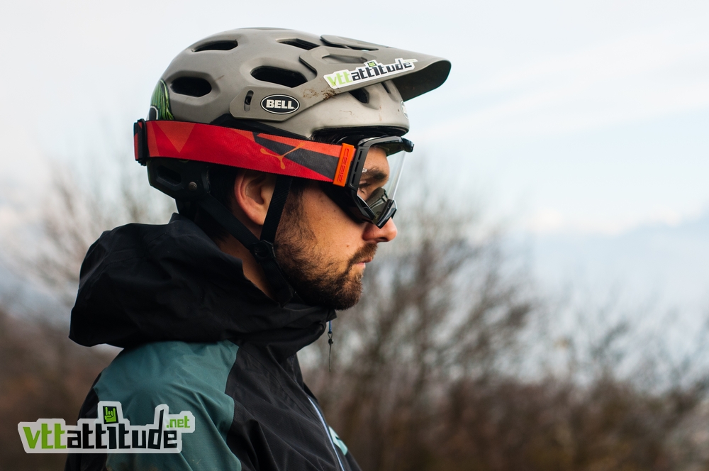 Casque lunette velo
