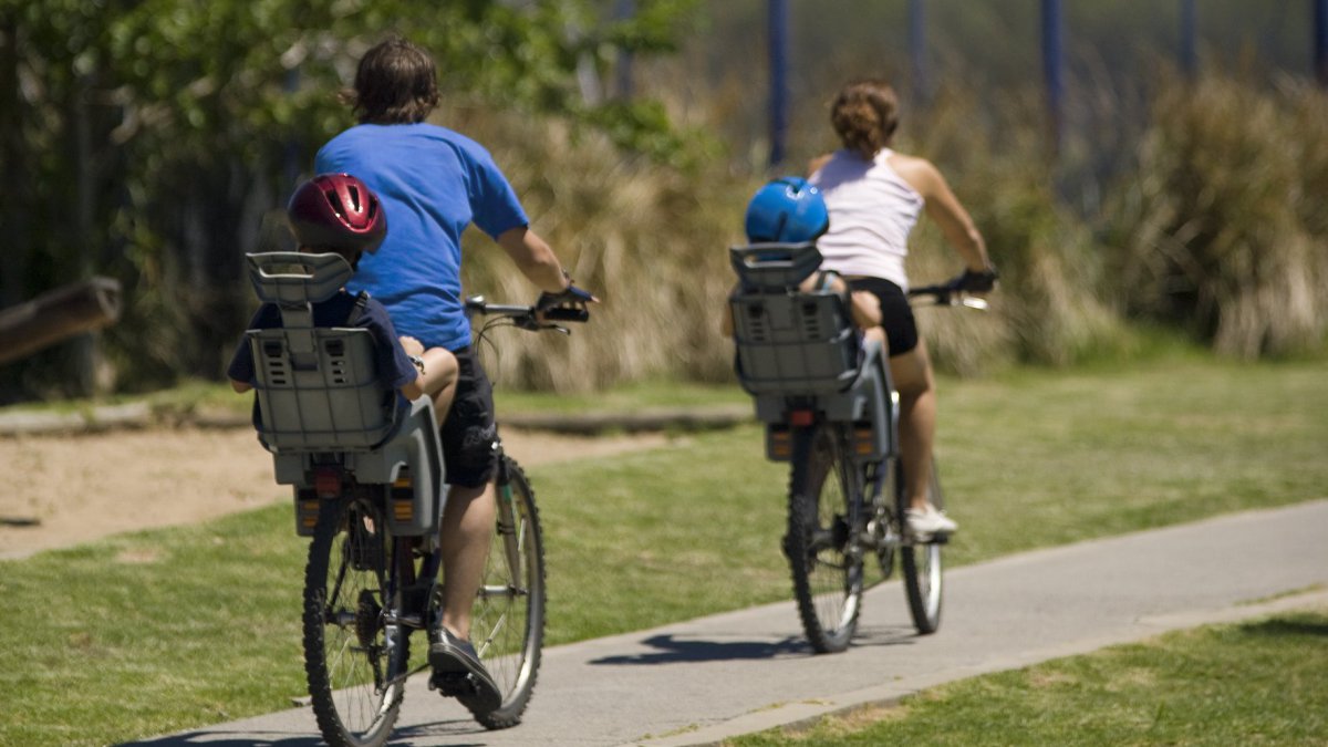 Port du casque velo est-il obligatoire