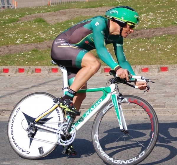 Casque velo europcar