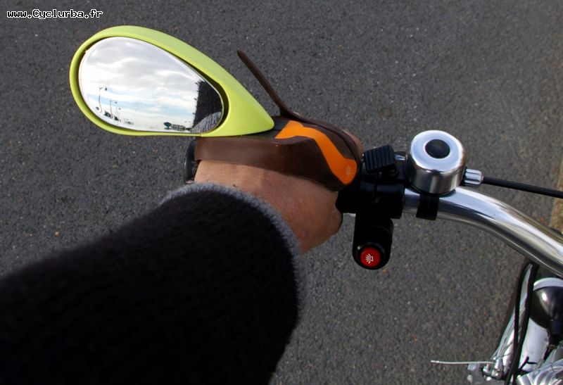 Rétroviseur pour casque de vélo
