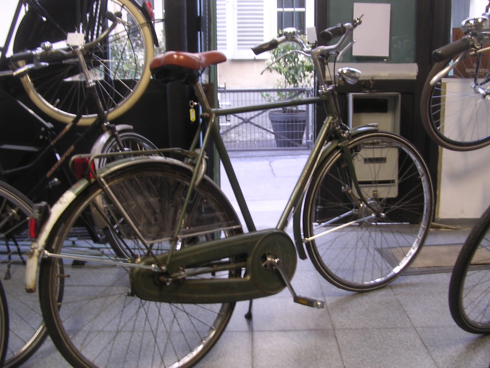 Velo occasion bruxelles magasin