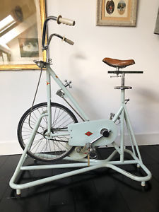 Velo d appartement vintage