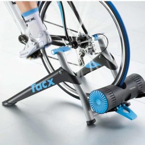 Support pour faire du velo en appartement