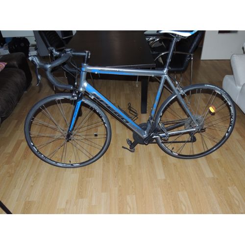 Casque velo course go sport