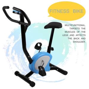 Homme velo appartement