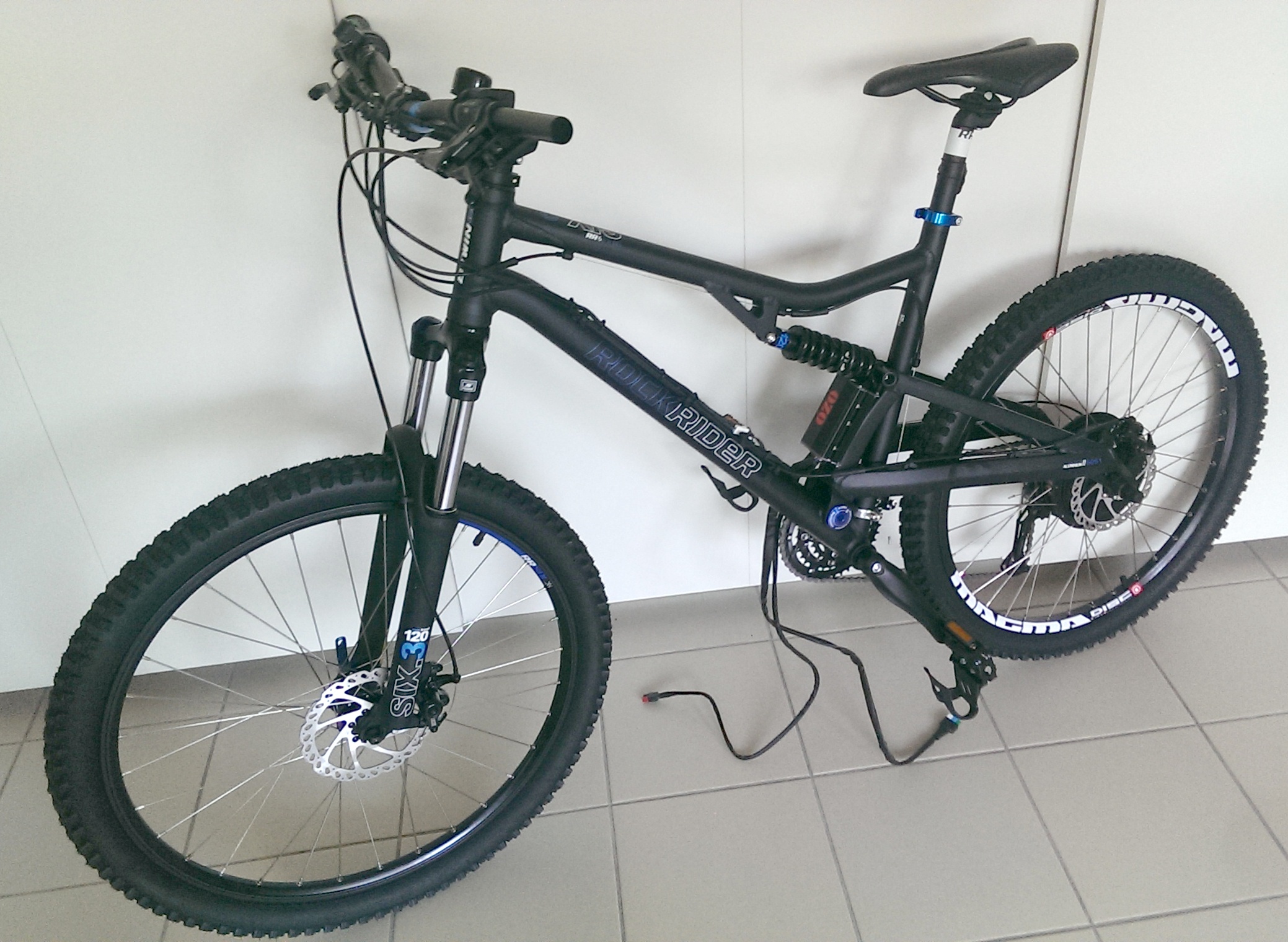 Velo electrique decathlon moteur central