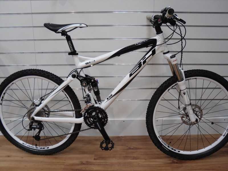 Vente sacoche velo occasion