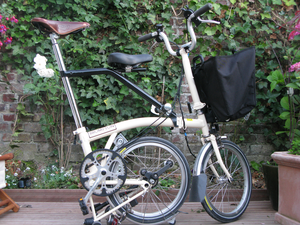 Vélo pliant porte bébé